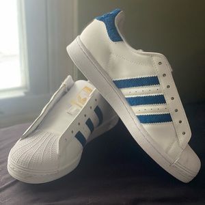 Adidas Originals Superstar Skate Shoe, White/Gold Metallic